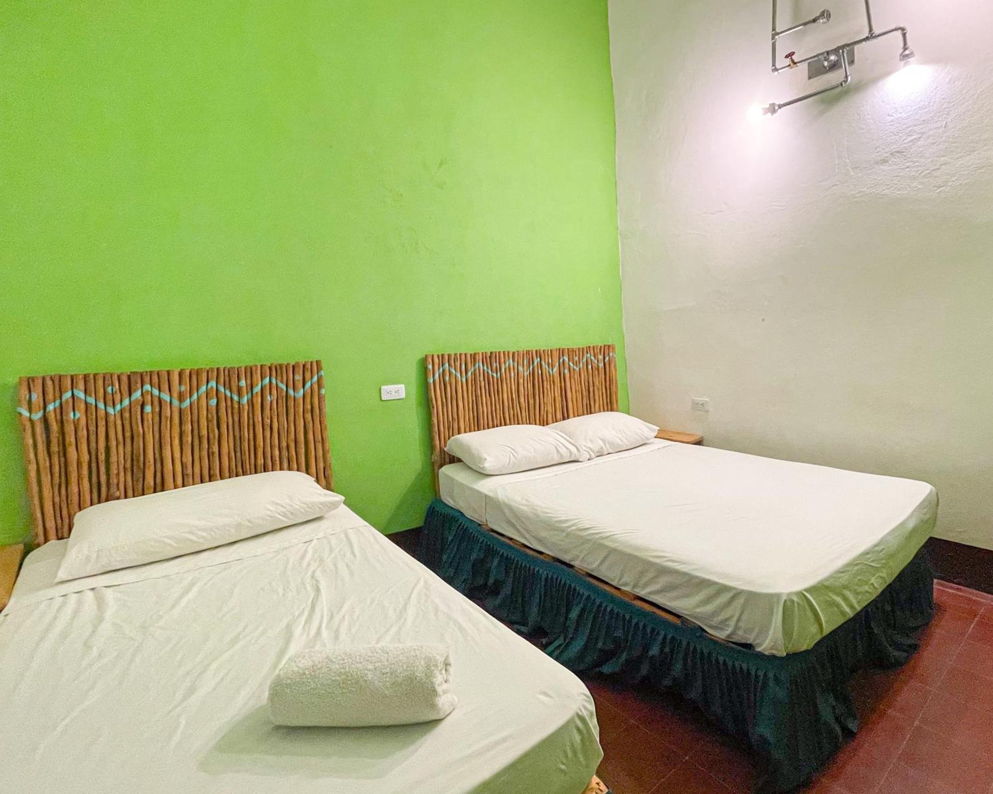 Oasis Hostel Granada Zewnętrze zdjęcie